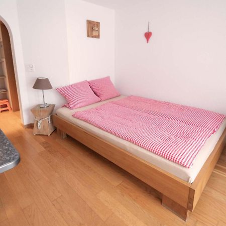 Mom - Alpine Boutique Apartments, Chalet Fagus, Terrace Studio 格林德瓦 外观 照片